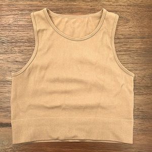 Brown ribbed cropped shirt